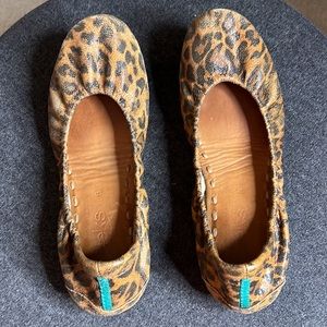 Tieks Flats - Leopard Print - Size 6